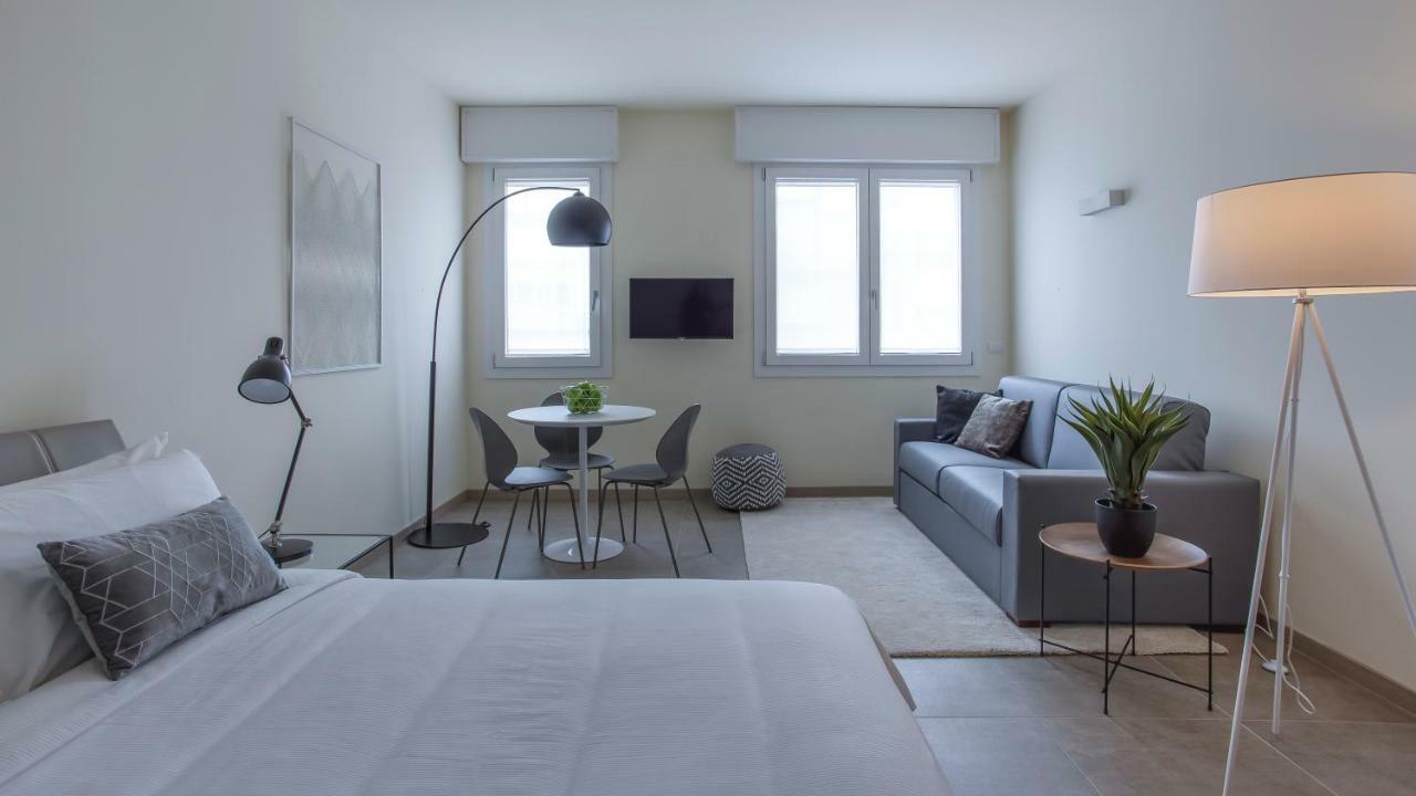 Erik Langer Pedrocchi Suites Padova Exterior photo
