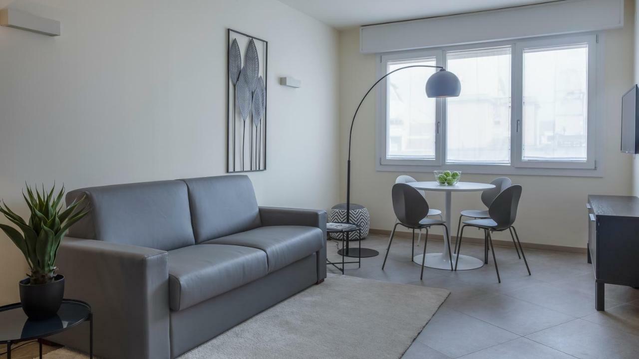 Erik Langer Pedrocchi Suites Padova Exterior photo