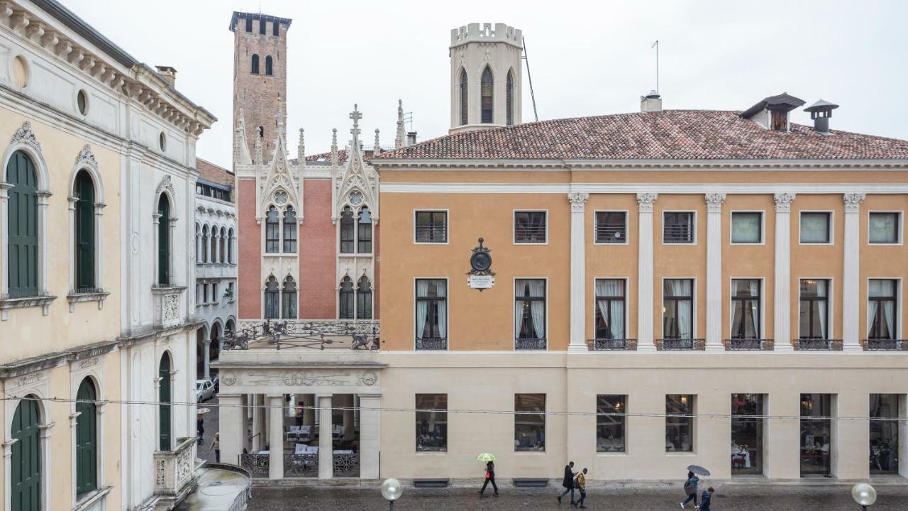Erik Langer Pedrocchi Suites Padova Exterior photo