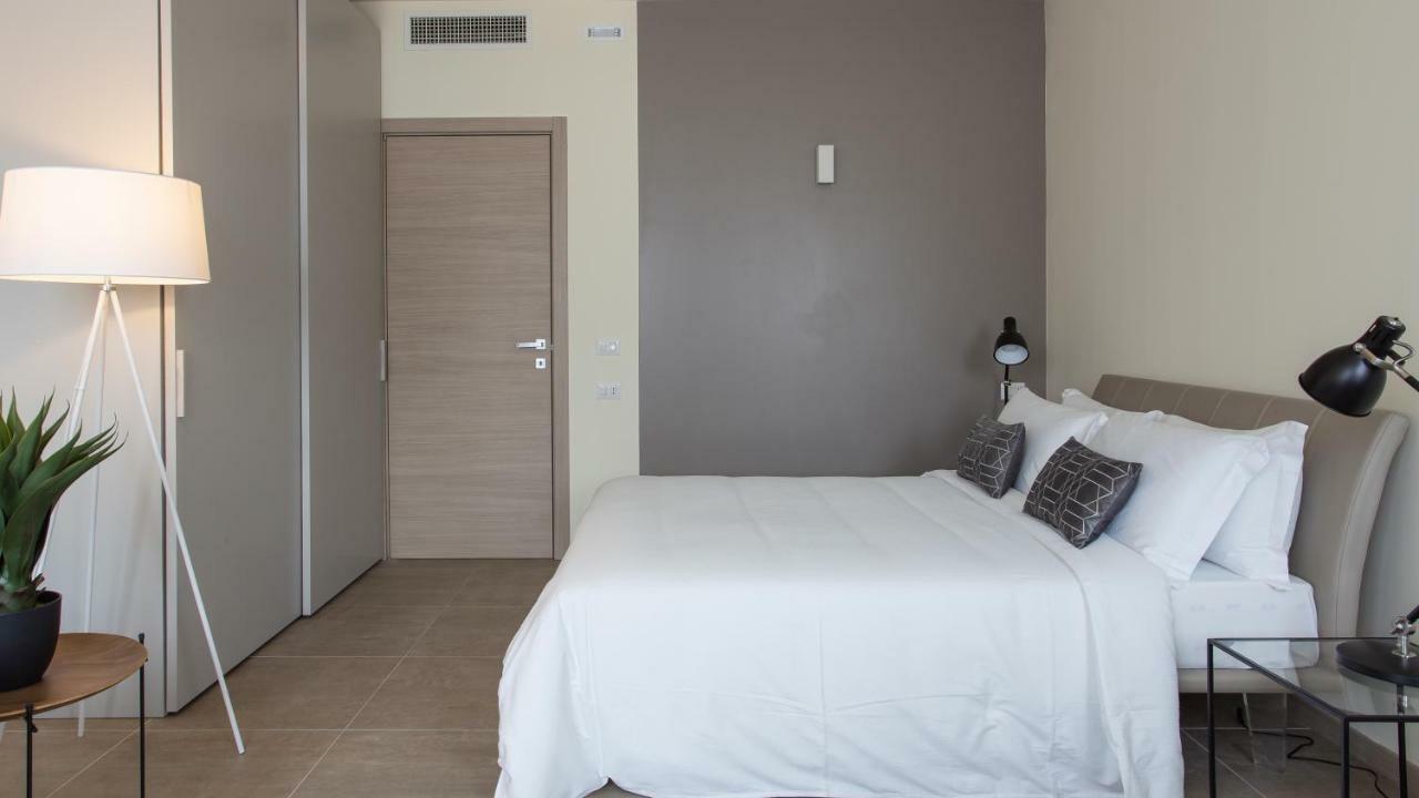 Erik Langer Pedrocchi Suites Padova Exterior photo