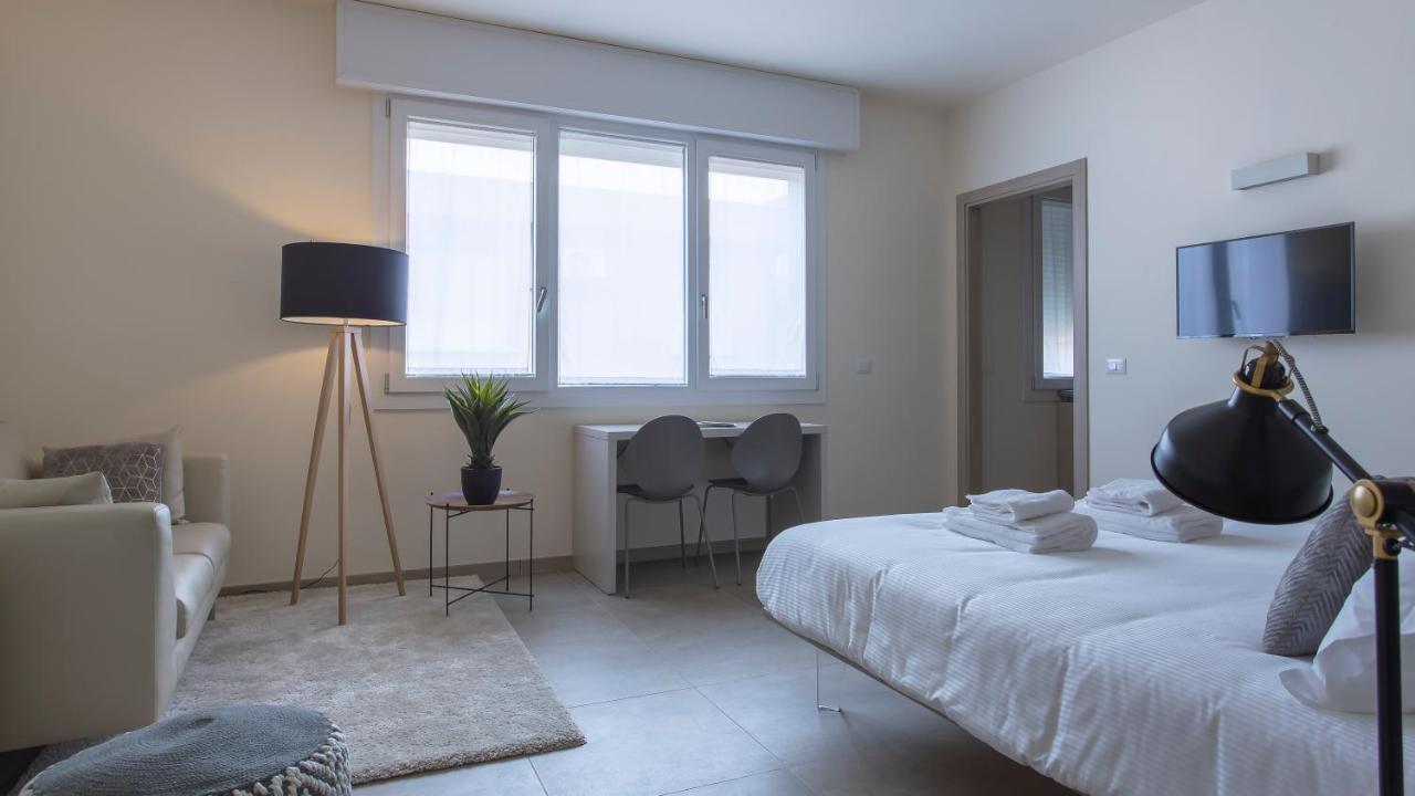 Erik Langer Pedrocchi Suites Padova Exterior photo
