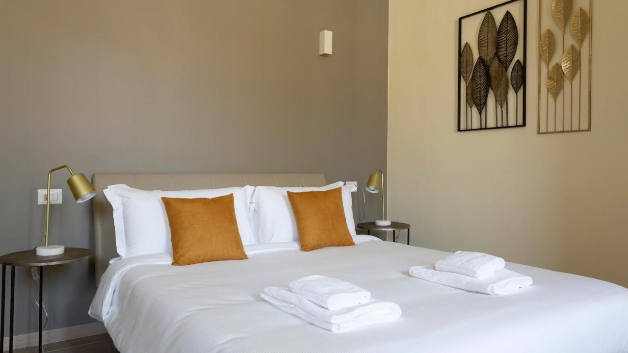 Erik Langer Pedrocchi Suites Padova Exterior photo